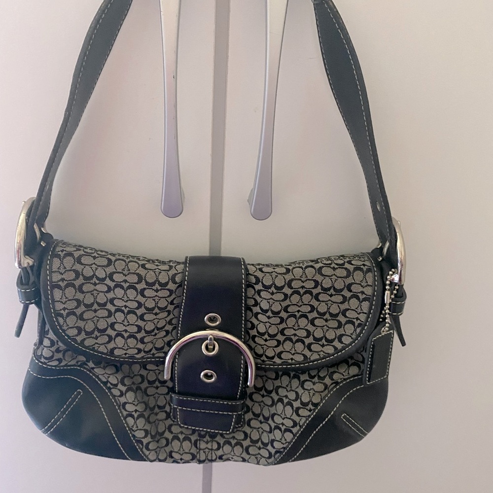 Coach shoulder bag